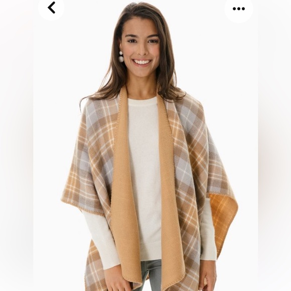 Look by M Womens Tan Plaid Shawl Vest Poncho Winter Wrap OS - Picture 3 of 9